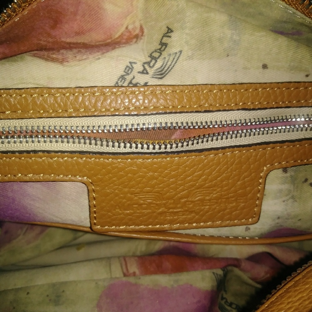 Handbag - Picture 4 of 8